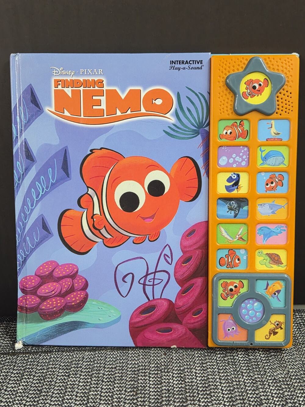 Rare Vintage Disney Finding Nemo Interactive Play A Sound Book Working 2003